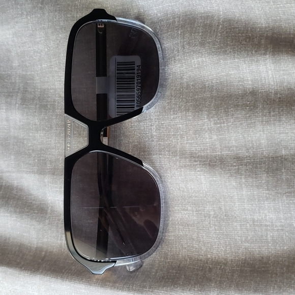 Dolce & Gabbana - Picture 8 of 8